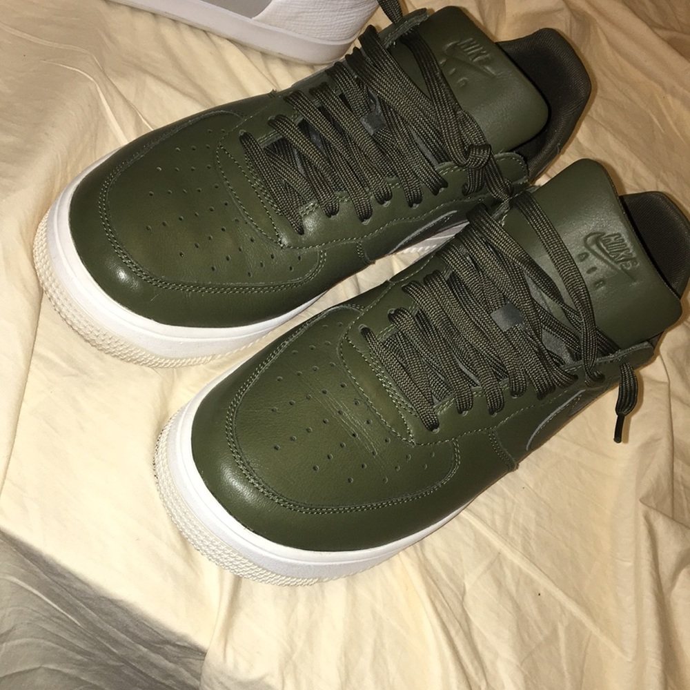 Nike Air Force 1